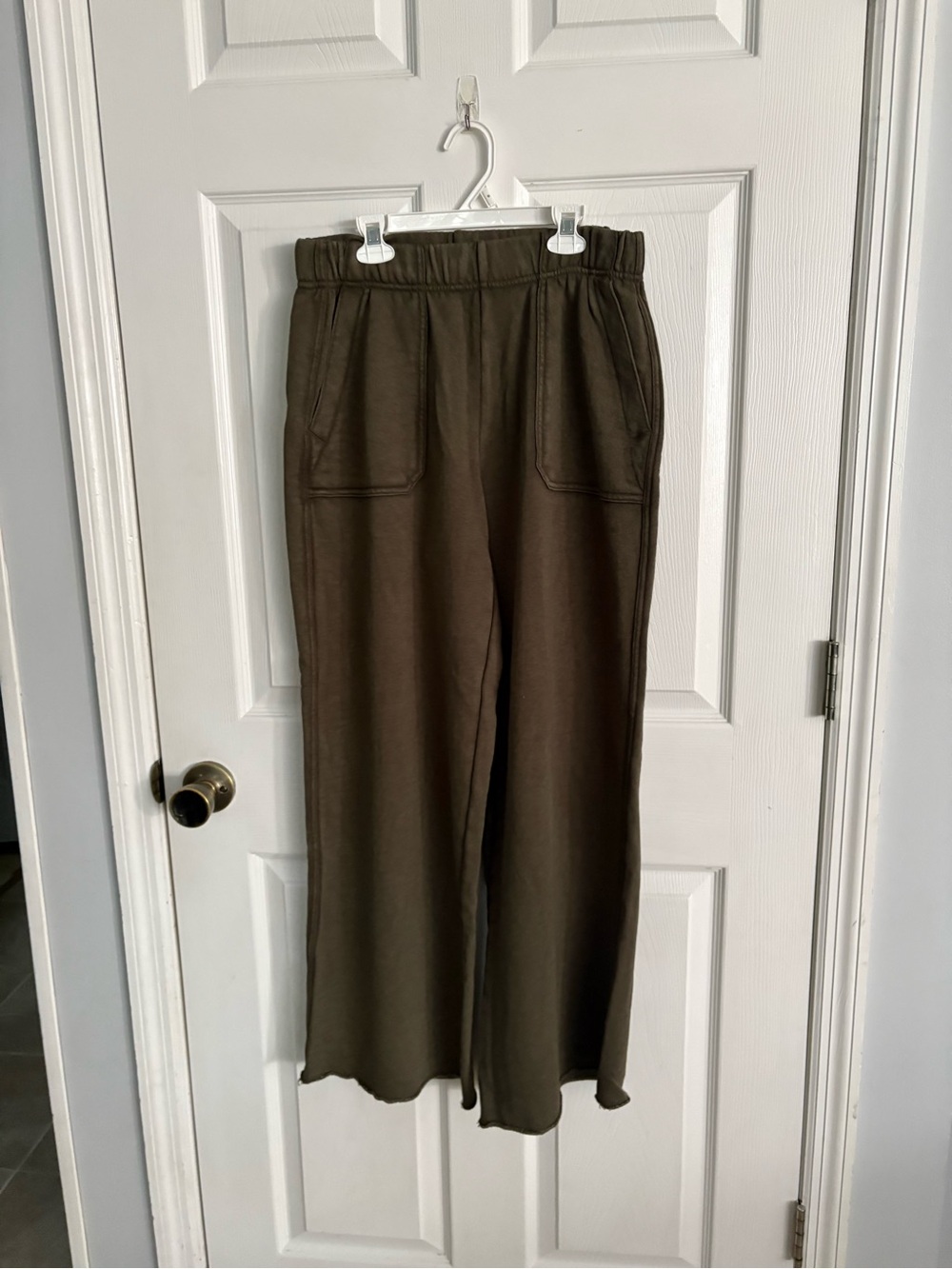 aerie Olive Green sweatpants